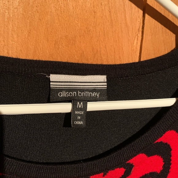 Black and red dress - Picture 4 of 4